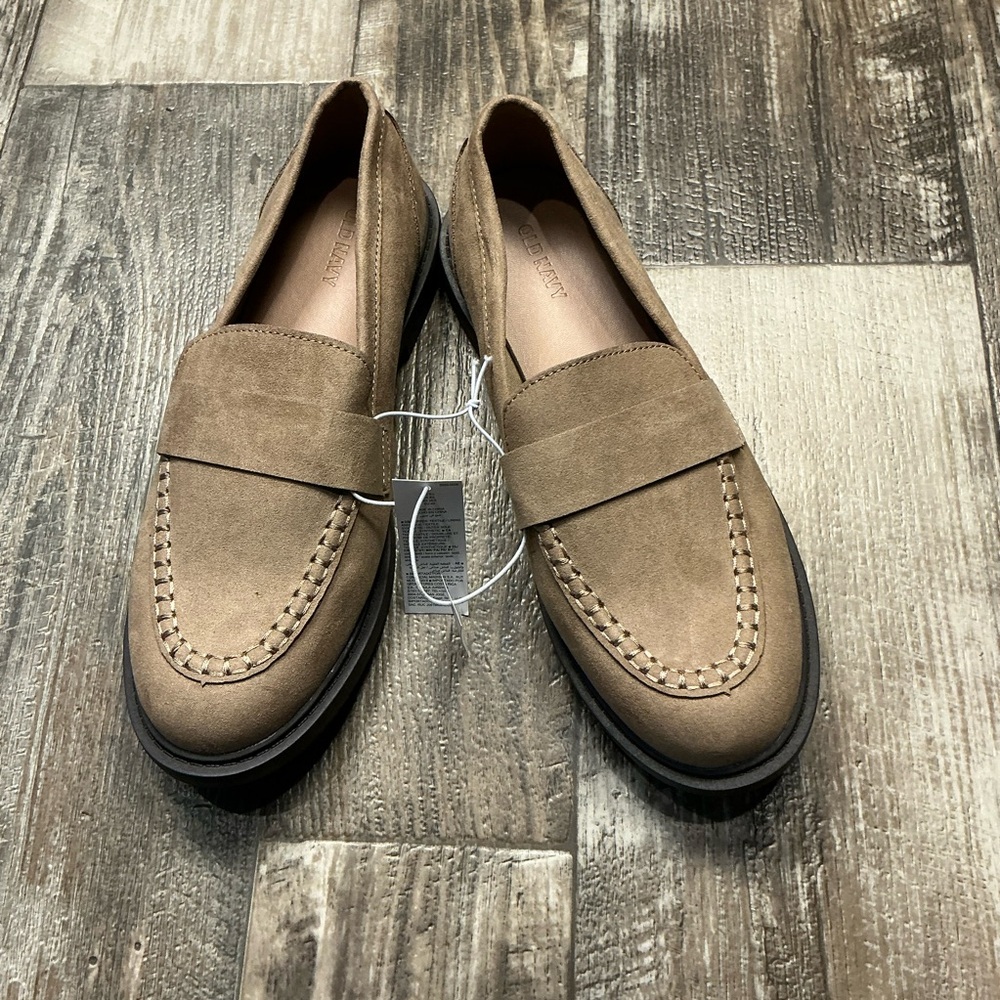 Old Navy Women’s Beige Faux Suede Penny Loafers for Women Size 8.5 - Picture 10 of 12